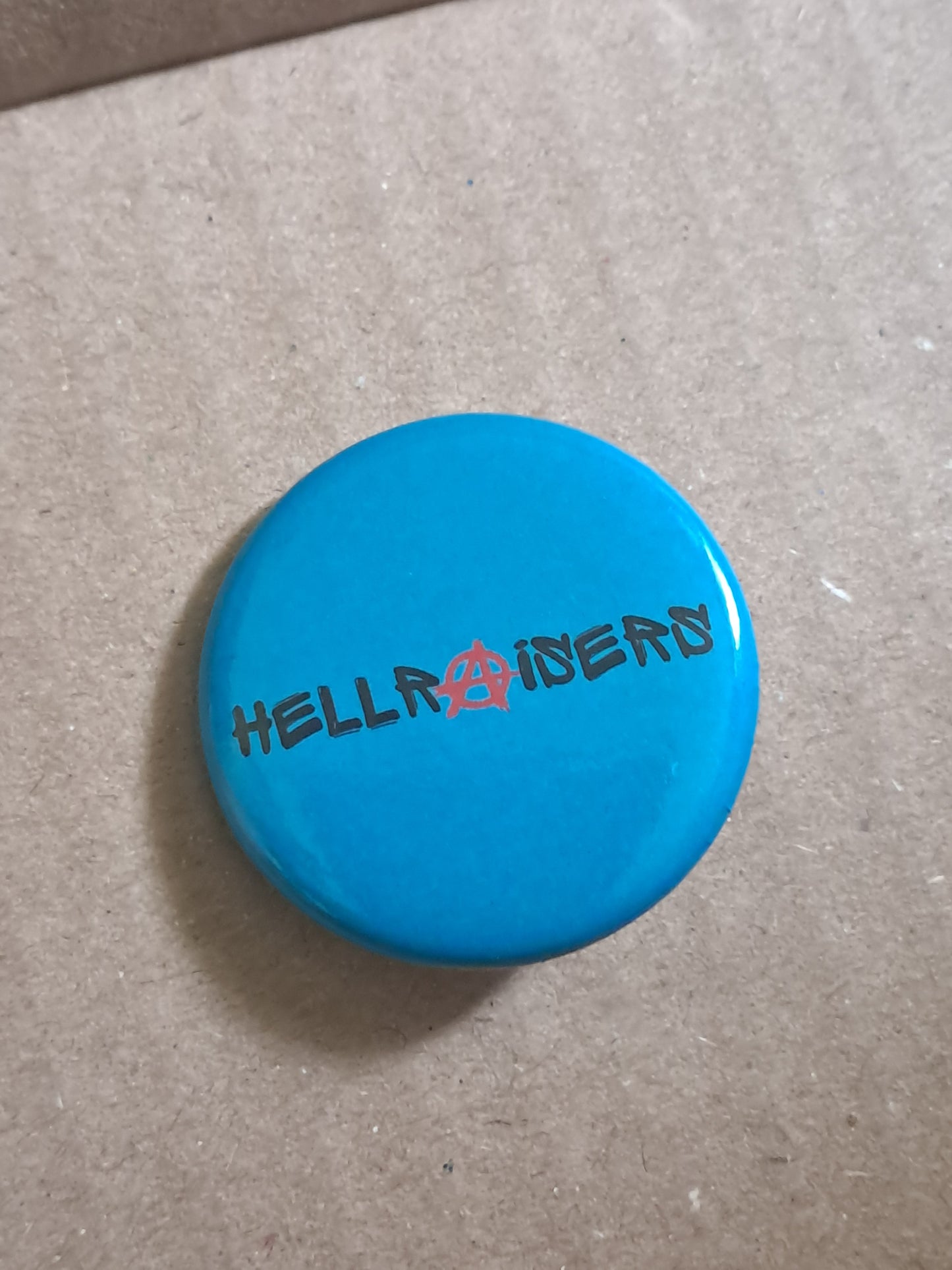 Badge "the hellraisers"